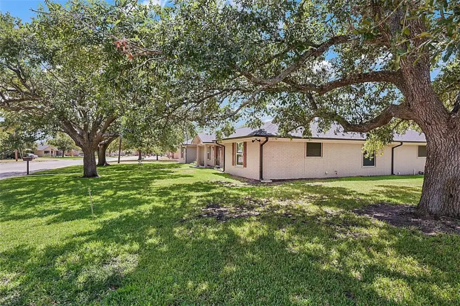 1800 Carter Creek Parkway, Bryan, TX 77802 - #2