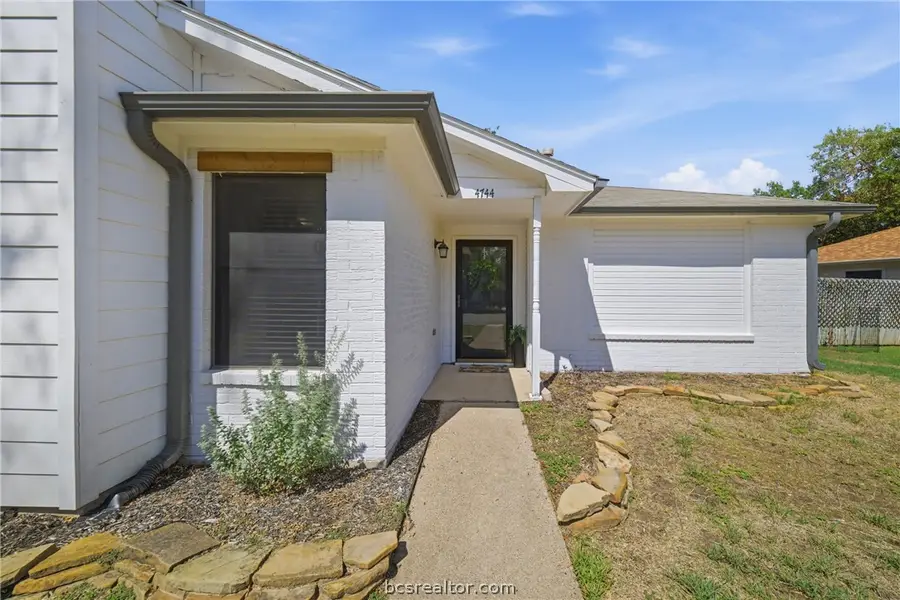 4744 Brompton Lane, Bryan, TX 77802 - #2