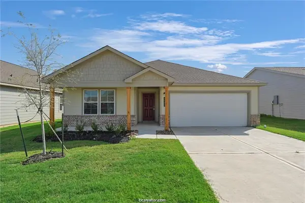 5521 Fox Bluff Drive, Bryan, TX 77807-1565