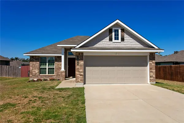 2806 Porters Way, Bryan, TX 77803