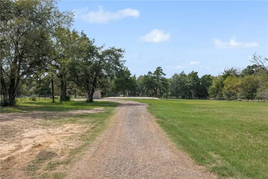 11509 S Hickory Loop, Calvert, TX 77837 - #3