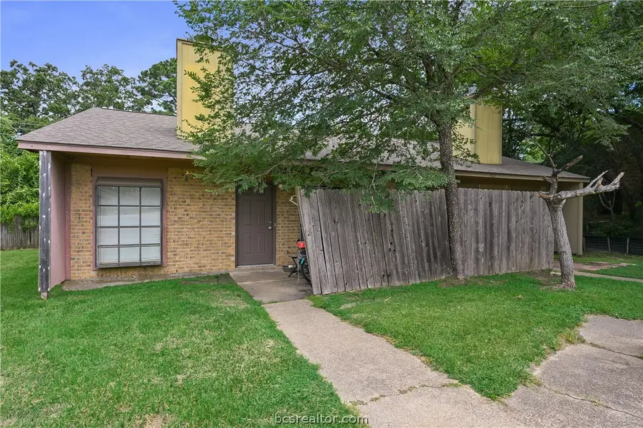 1003-1005 Forest Bend Drive, Bryan, TX 77801 - #2