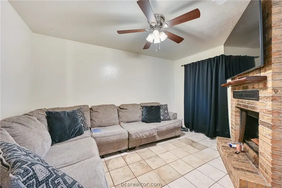1003-1005 Forest Bend Drive, Bryan, TX 77801 - #3