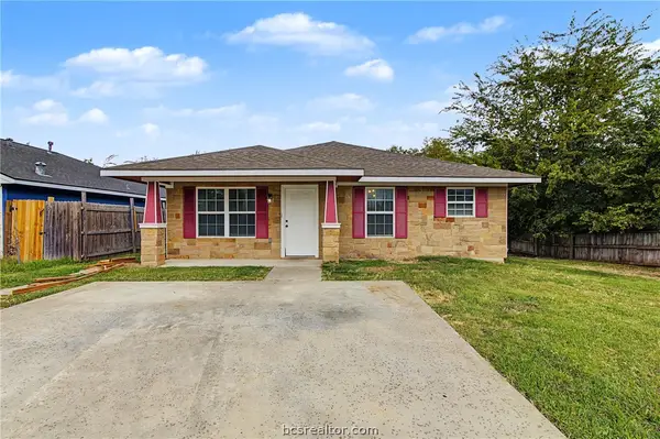 855 Denise Drive, Bryan, TX 77803