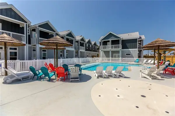 15245 Beach Way Drive, Corpus Christi, TX 78418