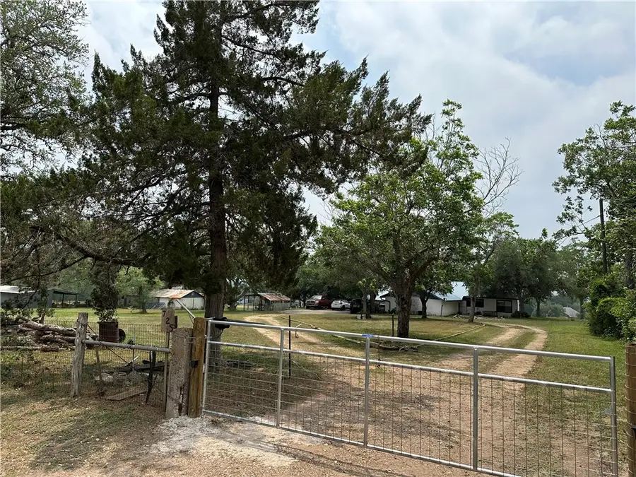 Address Withheld By Seller, Goliad, TX 77963 - Image #2