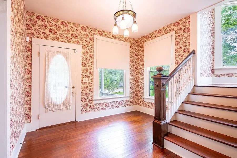 711 E Lott Street, Beeville, TX 78102 - Image #3