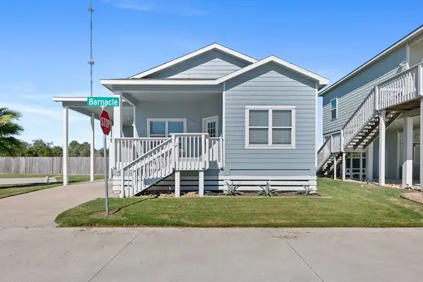 141 Barnacle, Rockport, TX 78382