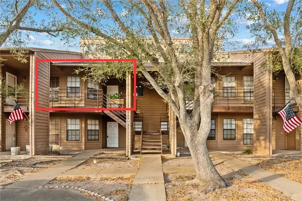 7122 Premont Drive #H202, Corpus Christi, TX 78414