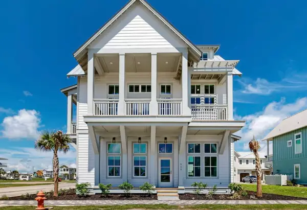 529 Sunrise Avenue, Port Aransas, TX 78373