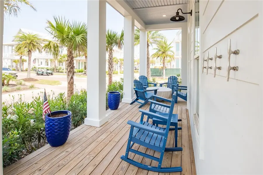 201 Lakeshore Street, Port Aransas, TX 78373 - Image #3