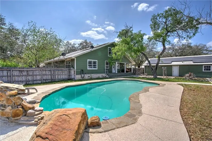 408 Grace, Orange Grove, TX 78372 - #3