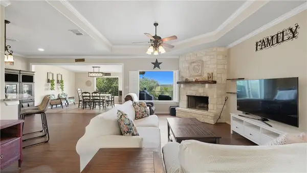 1138 Royal Eagle, Fischer, TX 78623