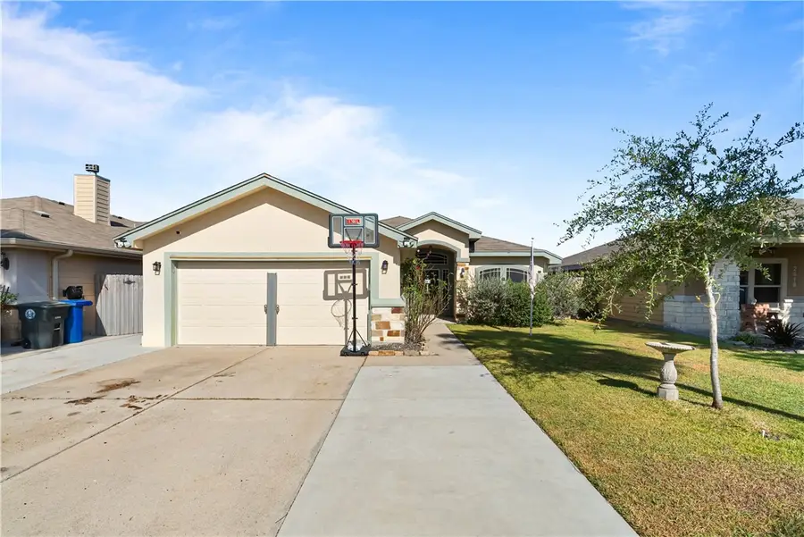 2622 Date Palm Drive, Corpus Christi, TX 78418 - Image #2