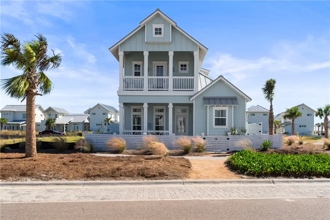 724 Sunset Avenue, Port Aransas, TX 78373 - Image #1