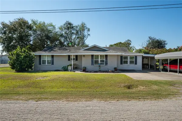 24 Burton Street, Woodsboro, TX 78393