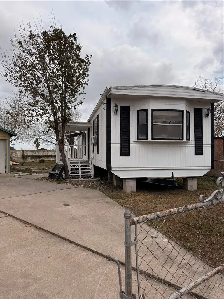 930 Rambler Place, Corpus Christi, TX 78408 - #2