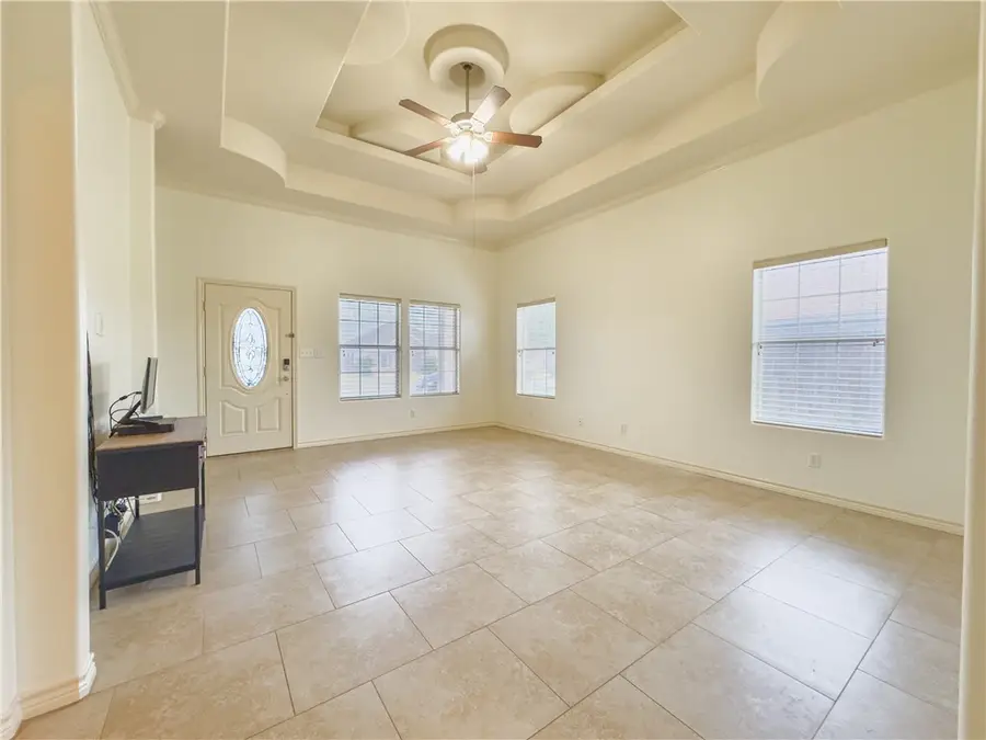 1703 Margaret Lane, Kingsville, TX 78363 - Image #3