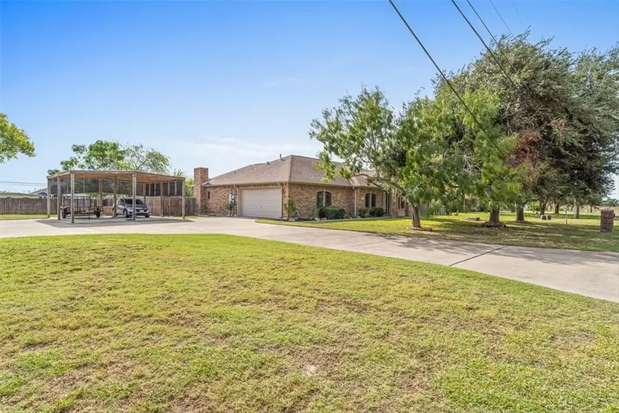 1601 Dove Lane, Corpus Christi, TX 78418 - Image #2