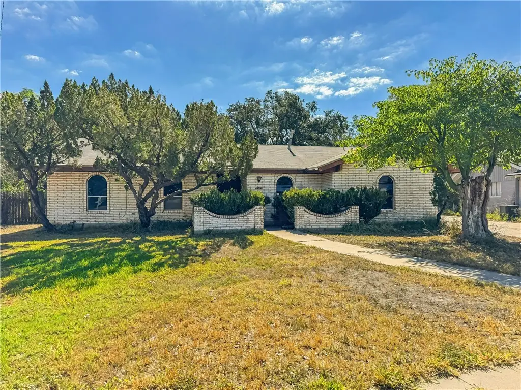 1720 Lawndale Drive, Kingsville, TX 78363 - Image #1