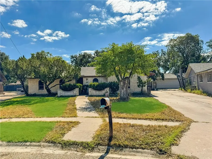 1720 Lawndale Drive, Kingsville, TX 78363 - Image #2