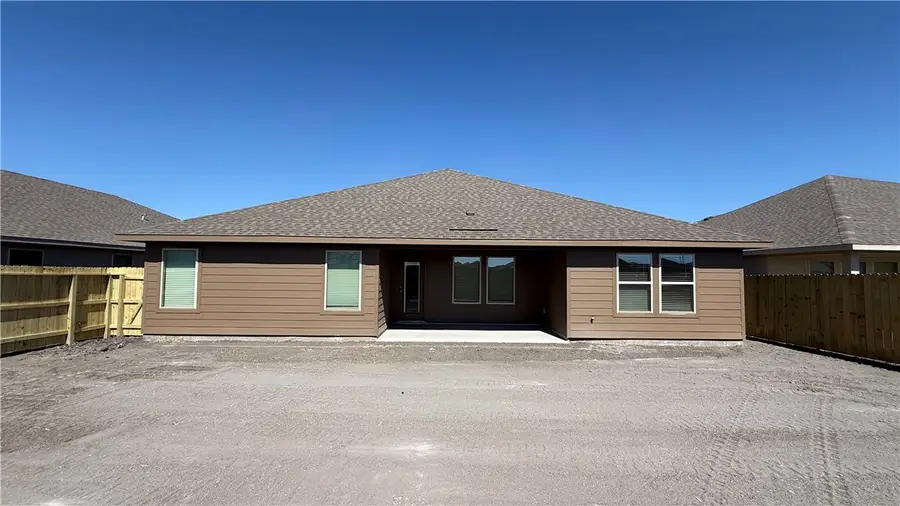 1409 Irigoyen Street, Corpus Christi, TX 78415 - Image #2