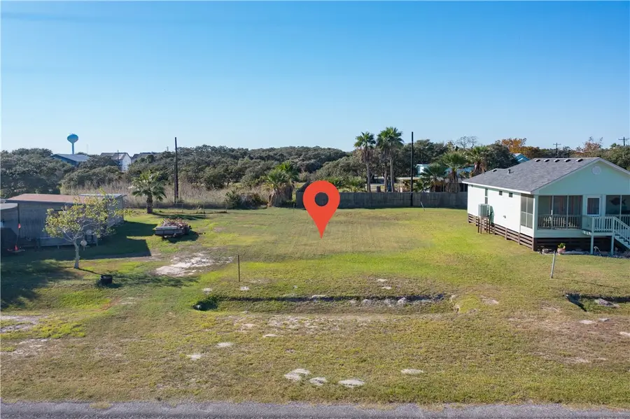 1511 S Pearl Street, Rockport, TX 78382 - Image #2