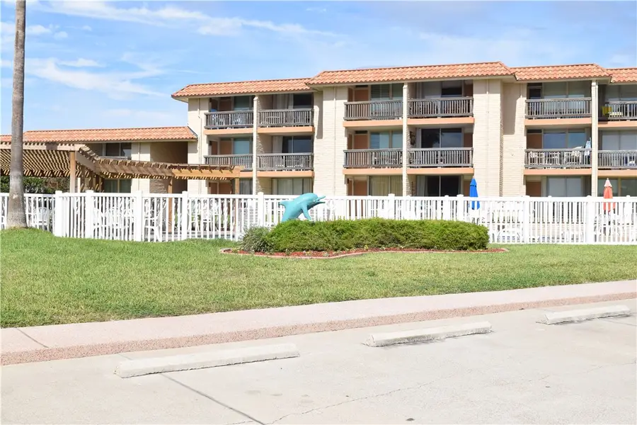 1419 S 11th Street #118, Port Aransas, TX 78373 - Image #2