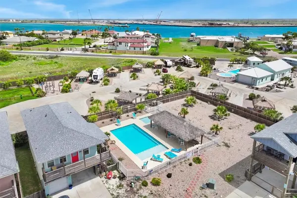 230 Port Arthur Street, Port Aransas, TX 78373