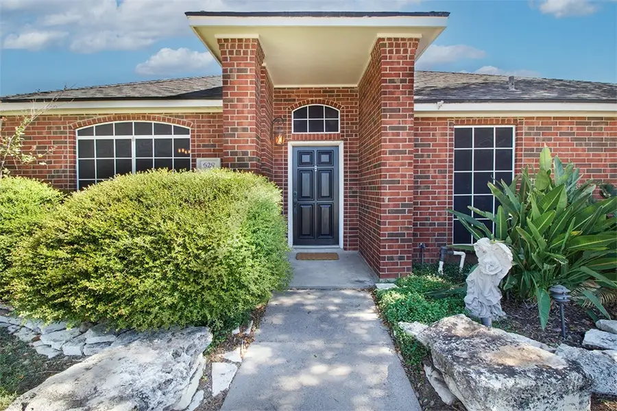 629 E Broadway, Portland, TX 78374 - Image #2