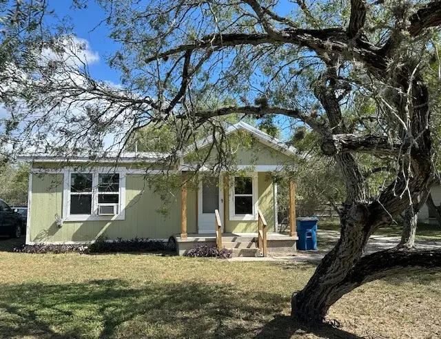 224 Hazen Avenue, Sinton, TX 78387 - Image #3