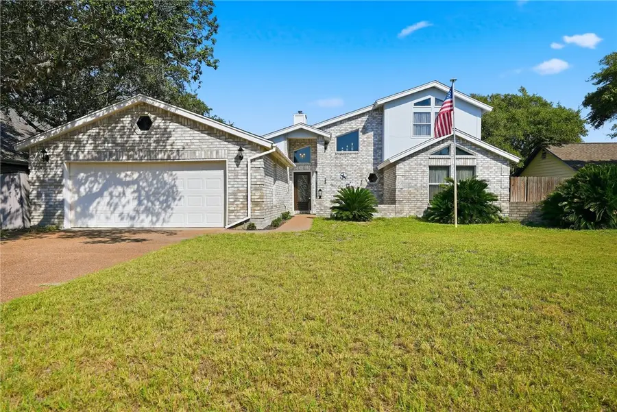 120 Marion Drive, Rockport, TX 78382 - Image #3