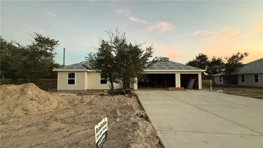 149 Kokomo Drive, Rockport, TX 78382 - Image #3