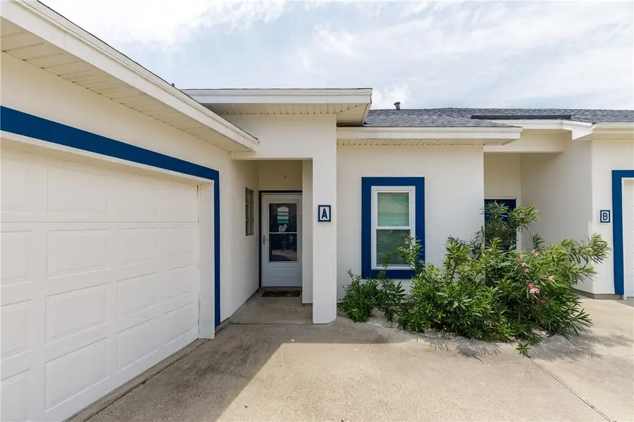 15309 Bonasse Court #A, Corpus Christi, TX 78418 - Image #2