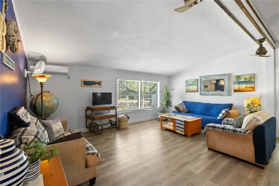 265 County Road 3211, Orange Grove, TX 78372 - Image #3