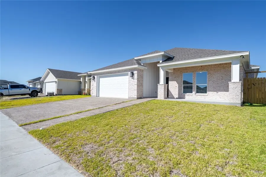 1454 Sansa Street, Corpus Christi, TX 78415 - Image #2