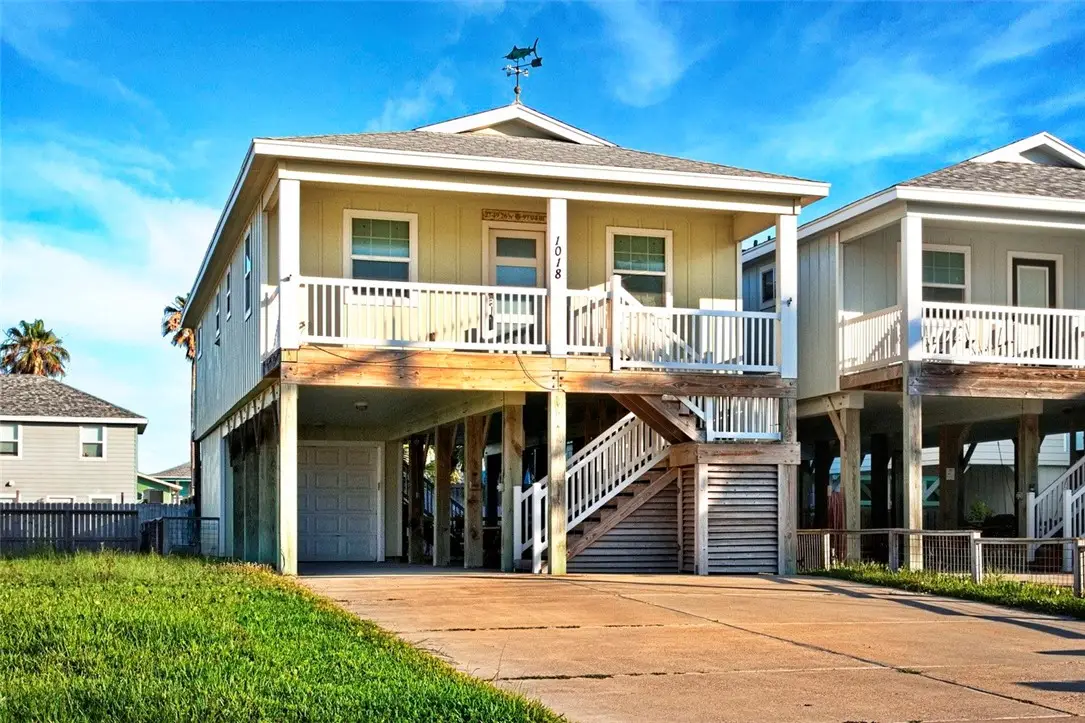 1018 S Station Street, Port Aransas, TX 78373 - Image #1