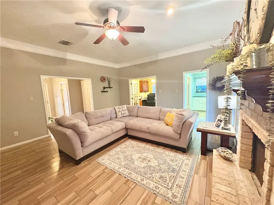 3214 Hampton Street, Corpus Christi, TX 78414 - Image #3