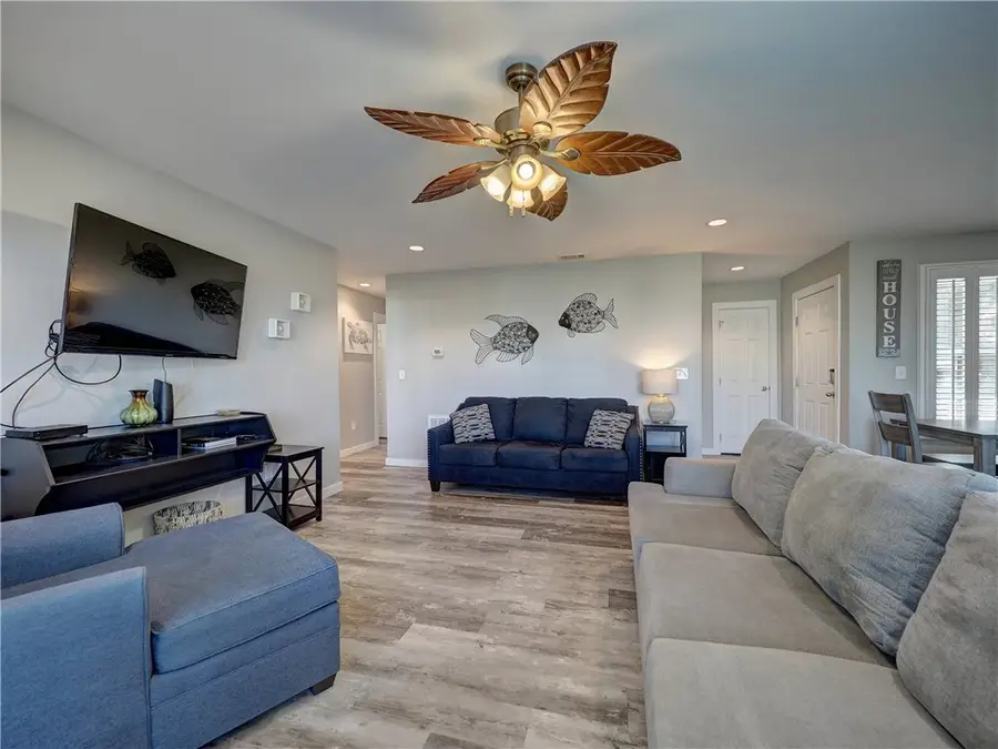 230 Cut Off #110, Port Aransas, TX 78373 - Image #3