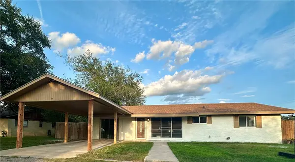 1602 Mesquite Avenue, Three Rivers, TX 78071