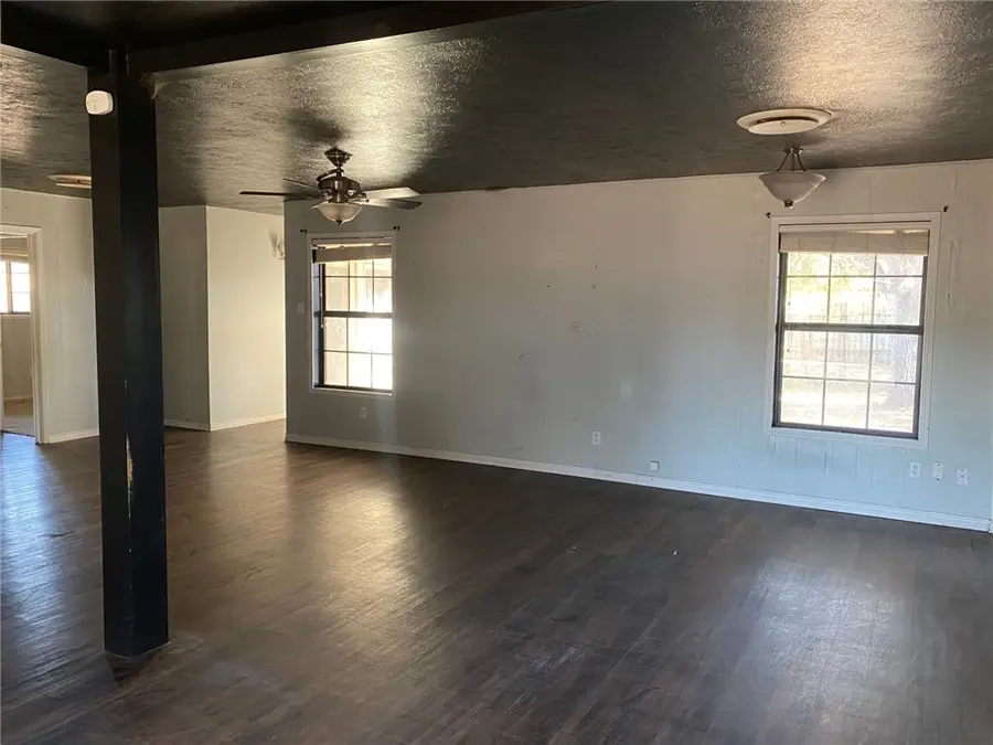 235 N Pasadena Drive, Kingsville, TX 78363 - Image #3