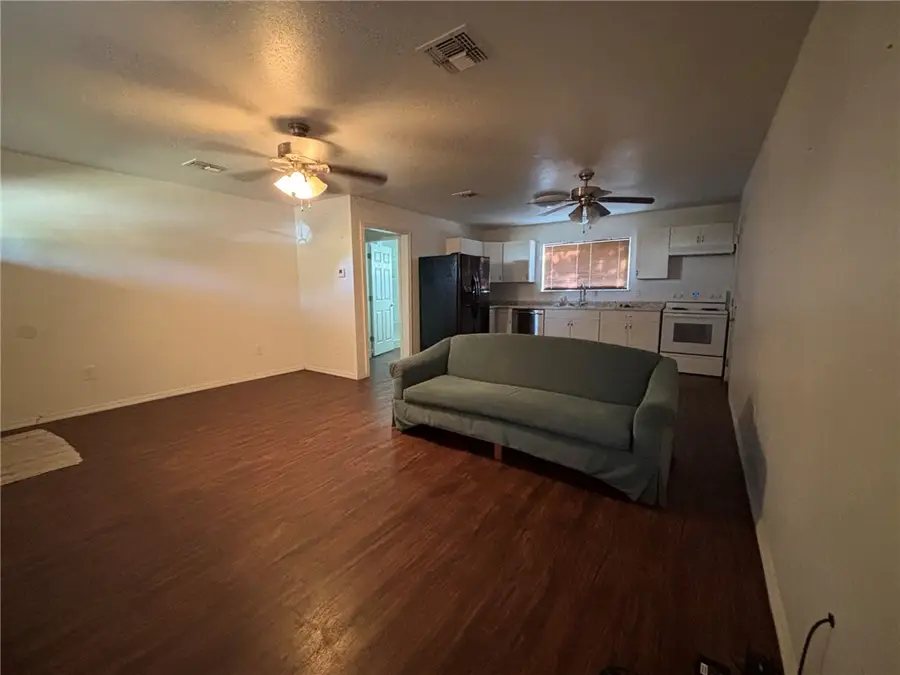 1205 W Terrace Boulevard, Rockport, TX 78382 - Image #3