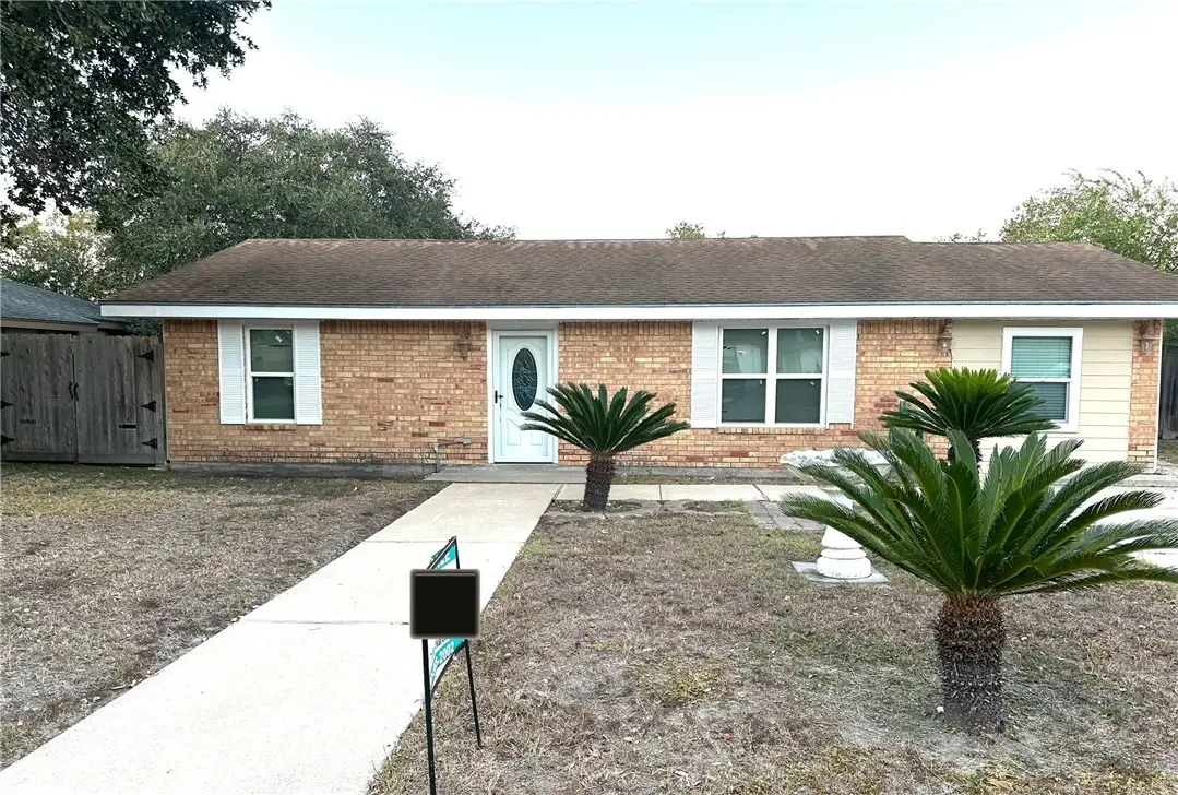 117 Moonlite, Sinton, TX 78387 - Image #1