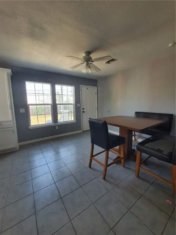 820 Lantana Street, Corpus Christi, TX 78408 - Image #3