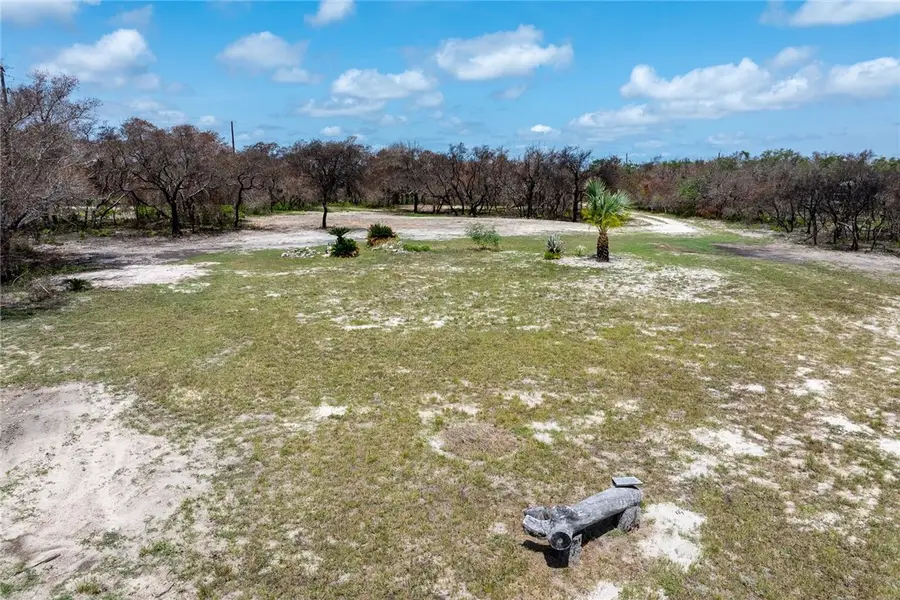 141 Kluge Trail, Rockport, TX 78382 - Image #2