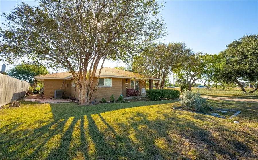 7249 Wooldridge, Corpus Christi, TX 78414 - Image #2