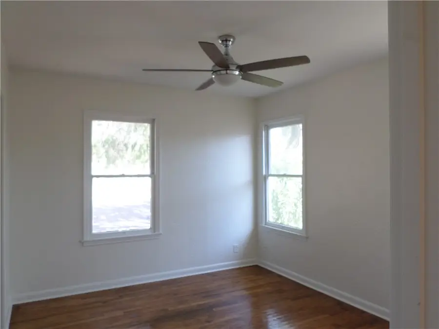 605 Doddridge Street, Corpus Christi, TX 78411 - Image #3