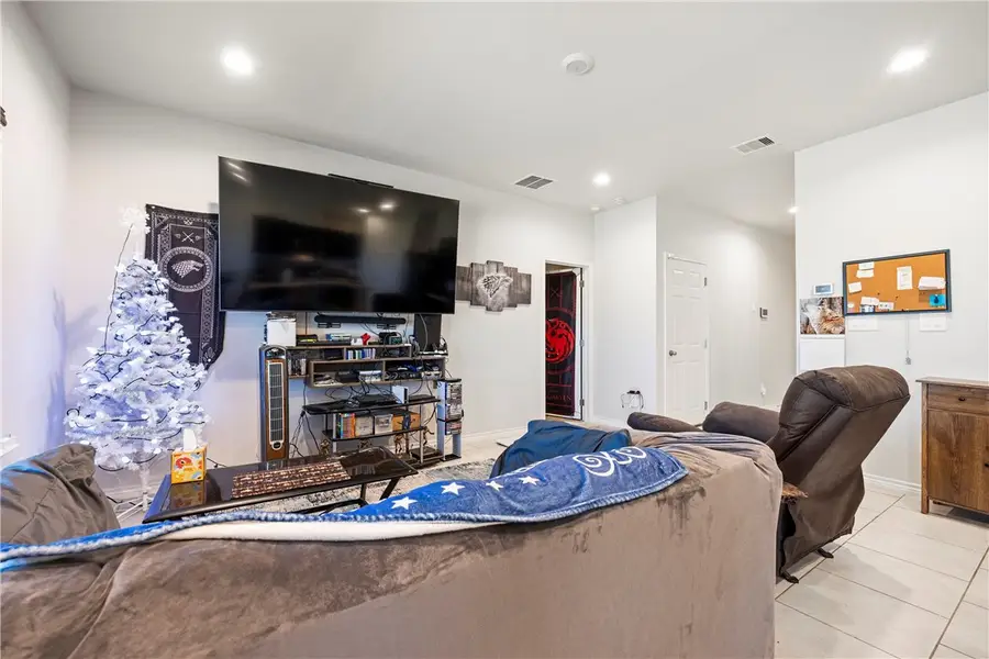 1914 Secretariat Drive, Corpus Christi, TX 78417 - Image #3