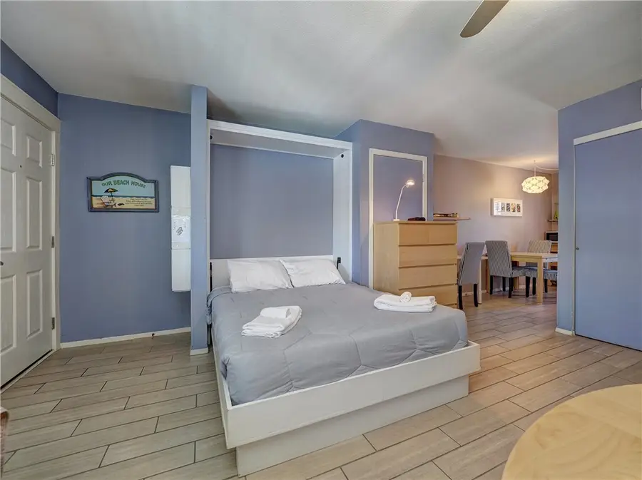 622 Beach Access Road 1a #205, Port Aransas, TX 78373 - Image #3