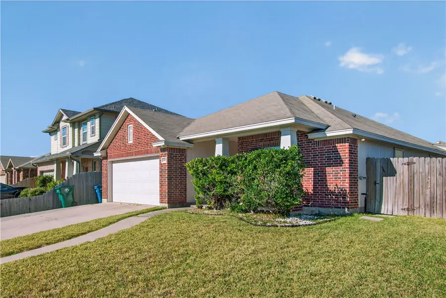 3909 Freds Folly Drive, Corpus Christi, TX 78414 - Image #2